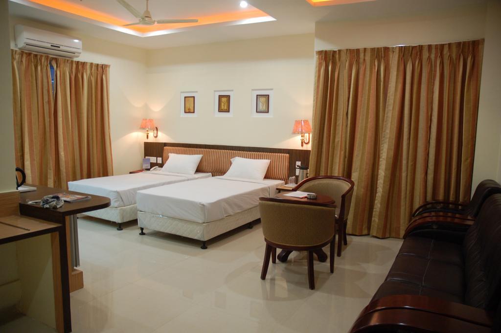 Hotel Sitara Royal Hyderabad Exterior photo