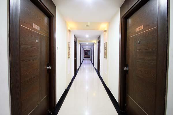 Hotel Sitara Royal Hyderabad Exterior photo